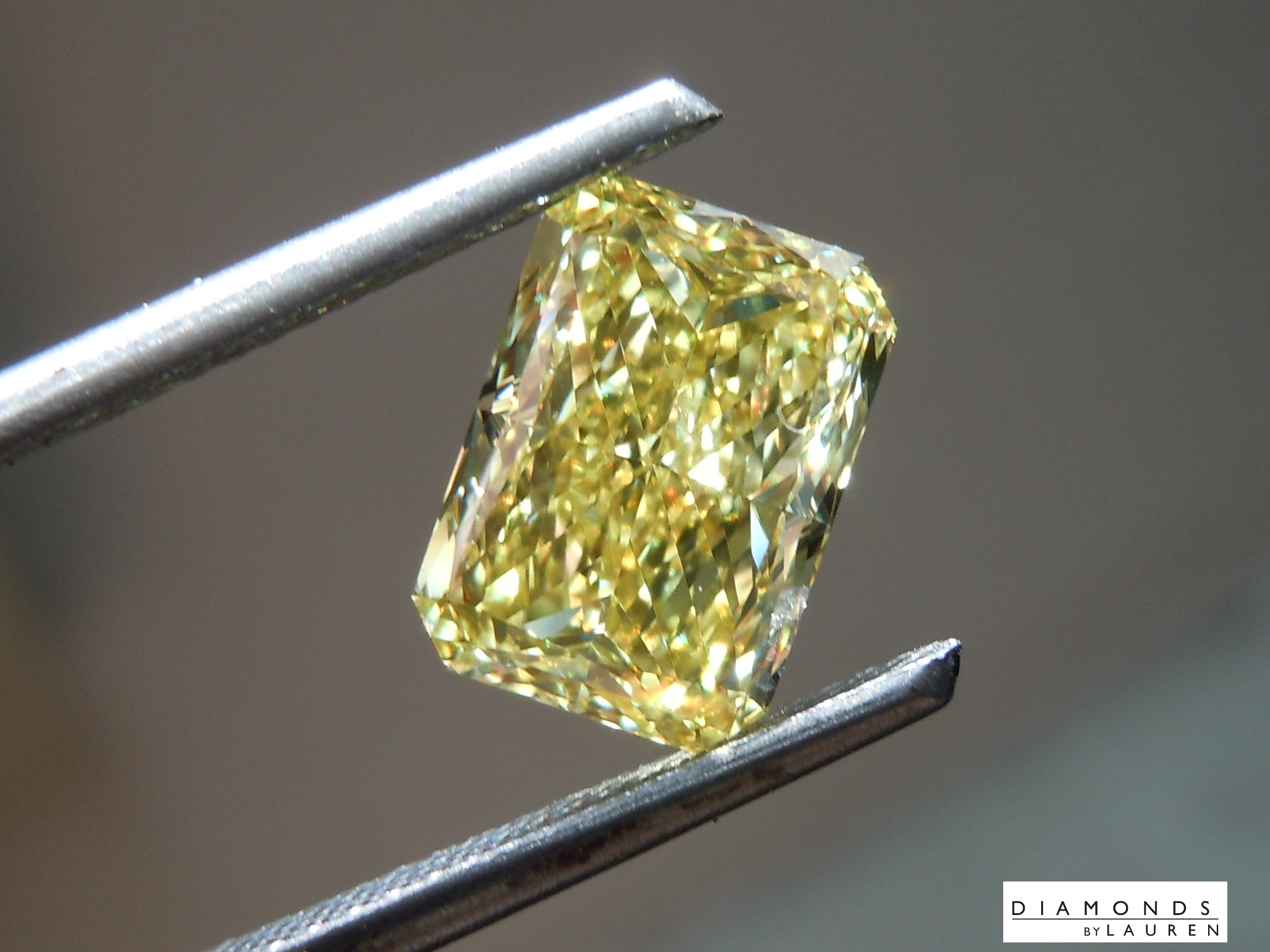 chocolate diamond ring