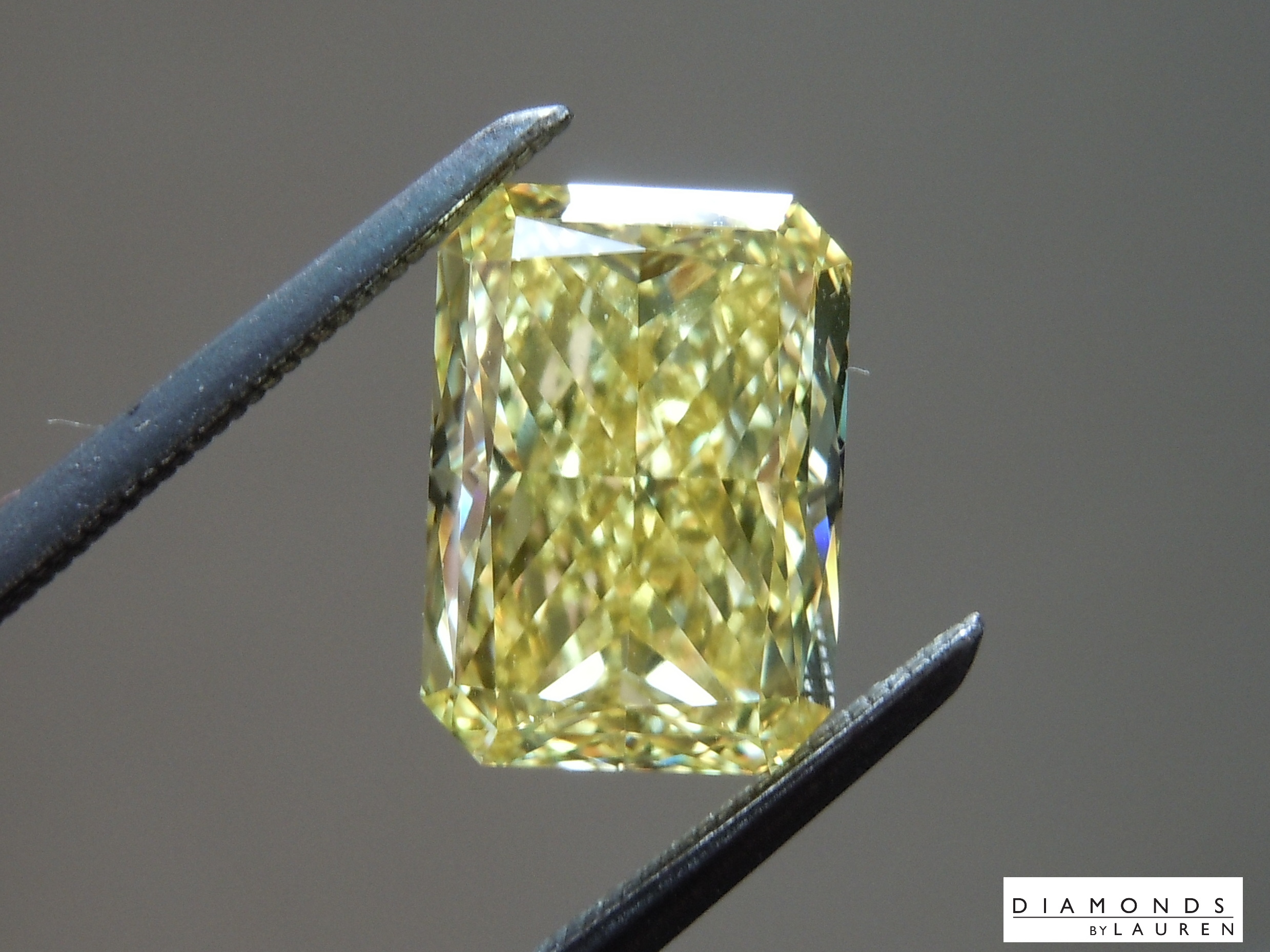 chocolate diamond ring