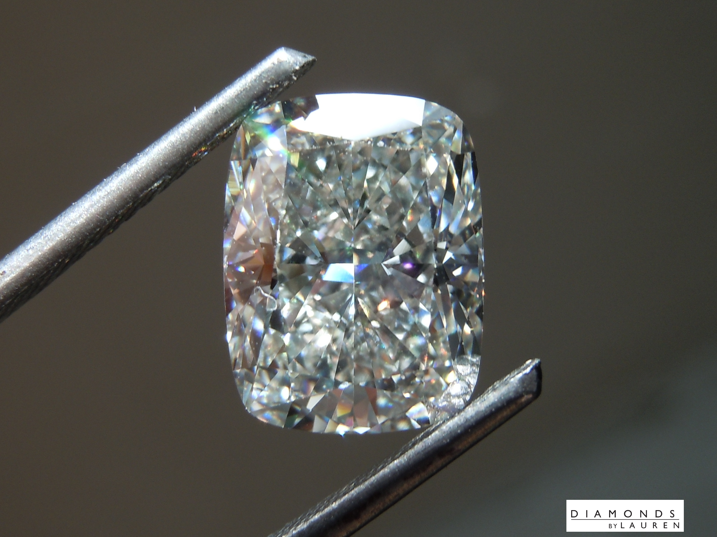 lab colorless diamond