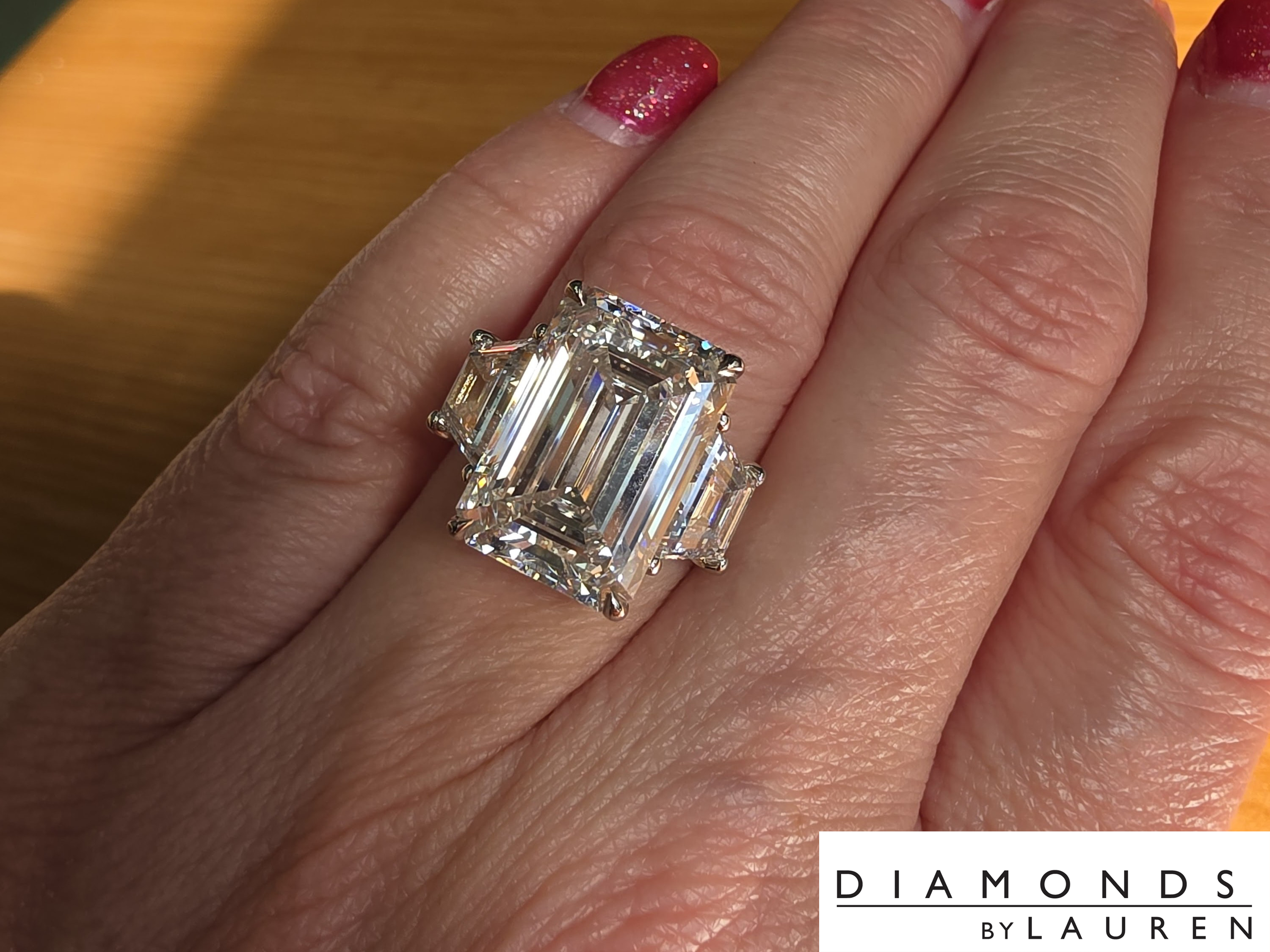 colorless diamond ring