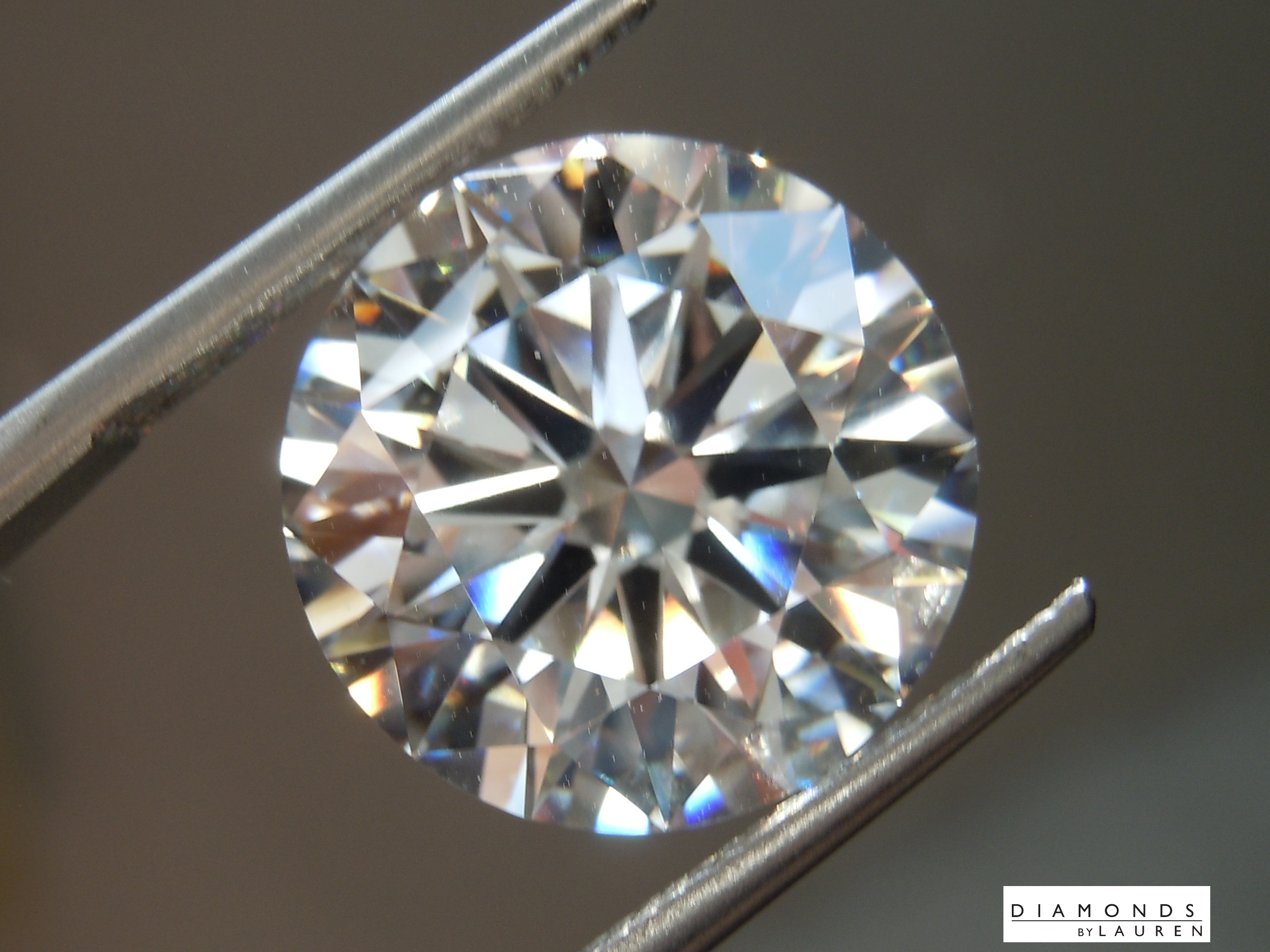 lab colorless diamond