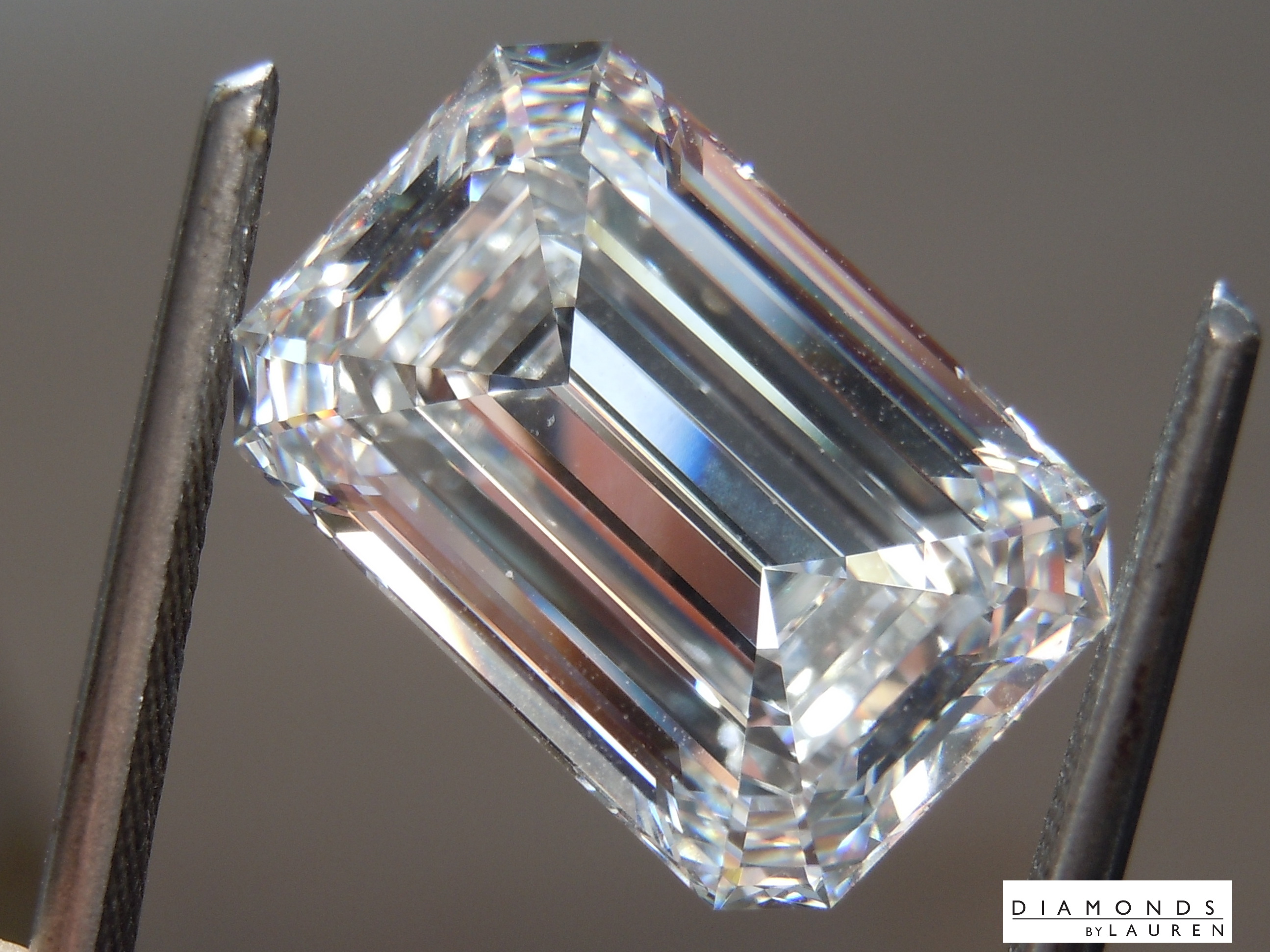 lab colorless diamond