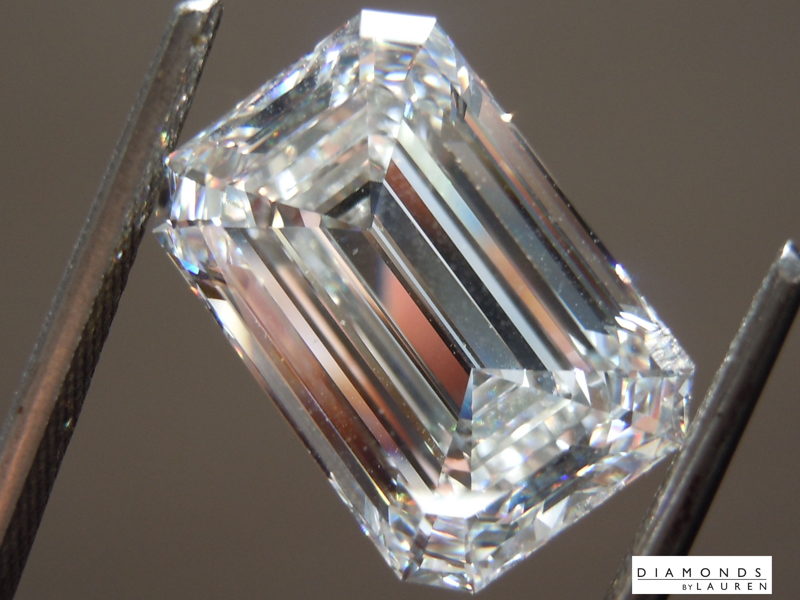 lab colorless diamond