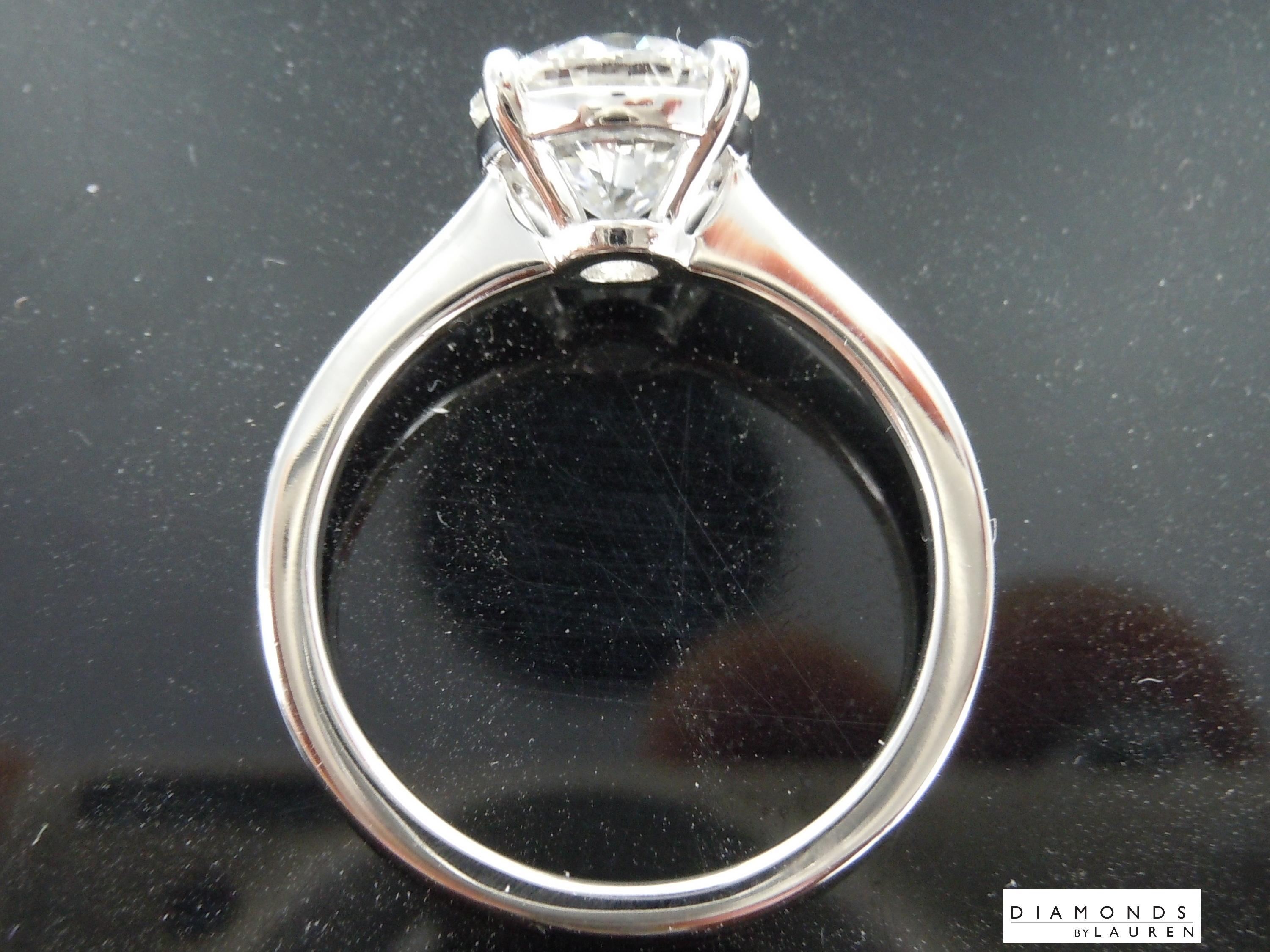 colorless diamond ring