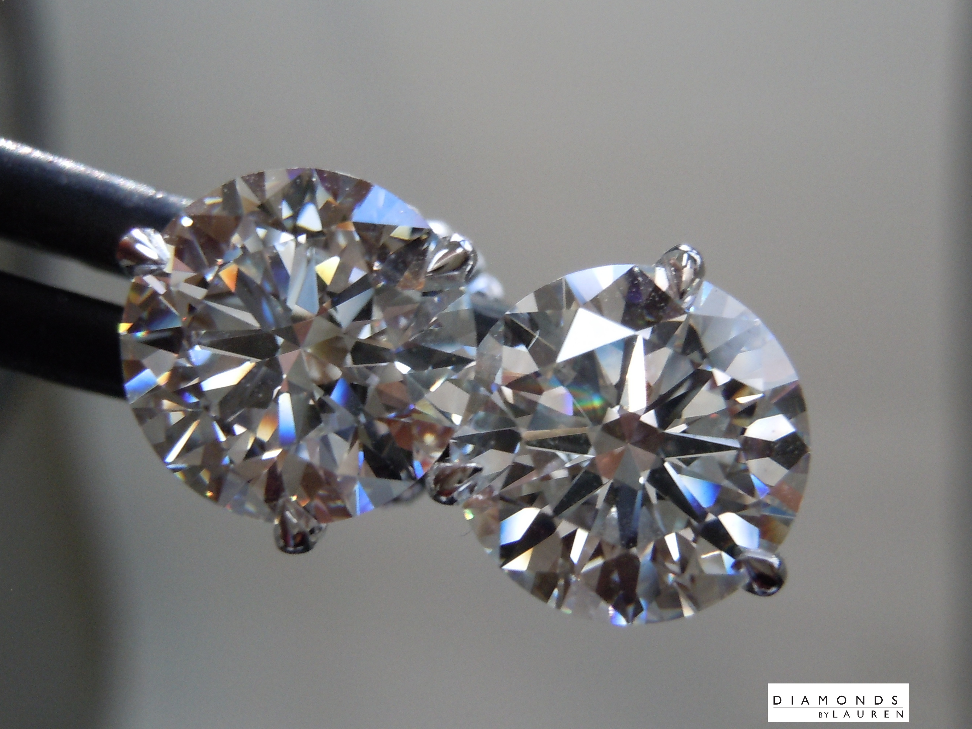 lab colorless diamond earrings