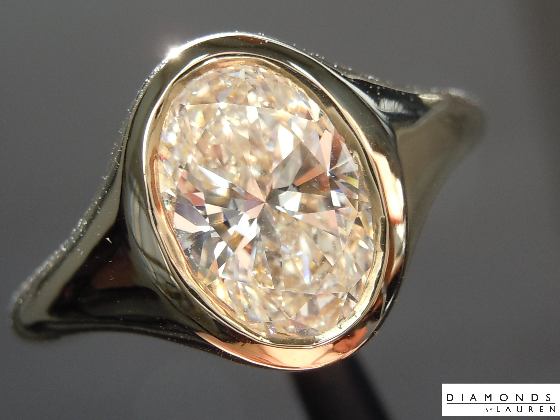 colorless diamond ring