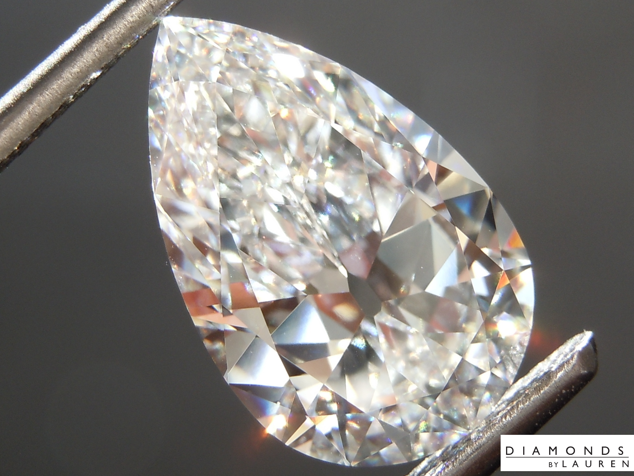 lab colorless diamond