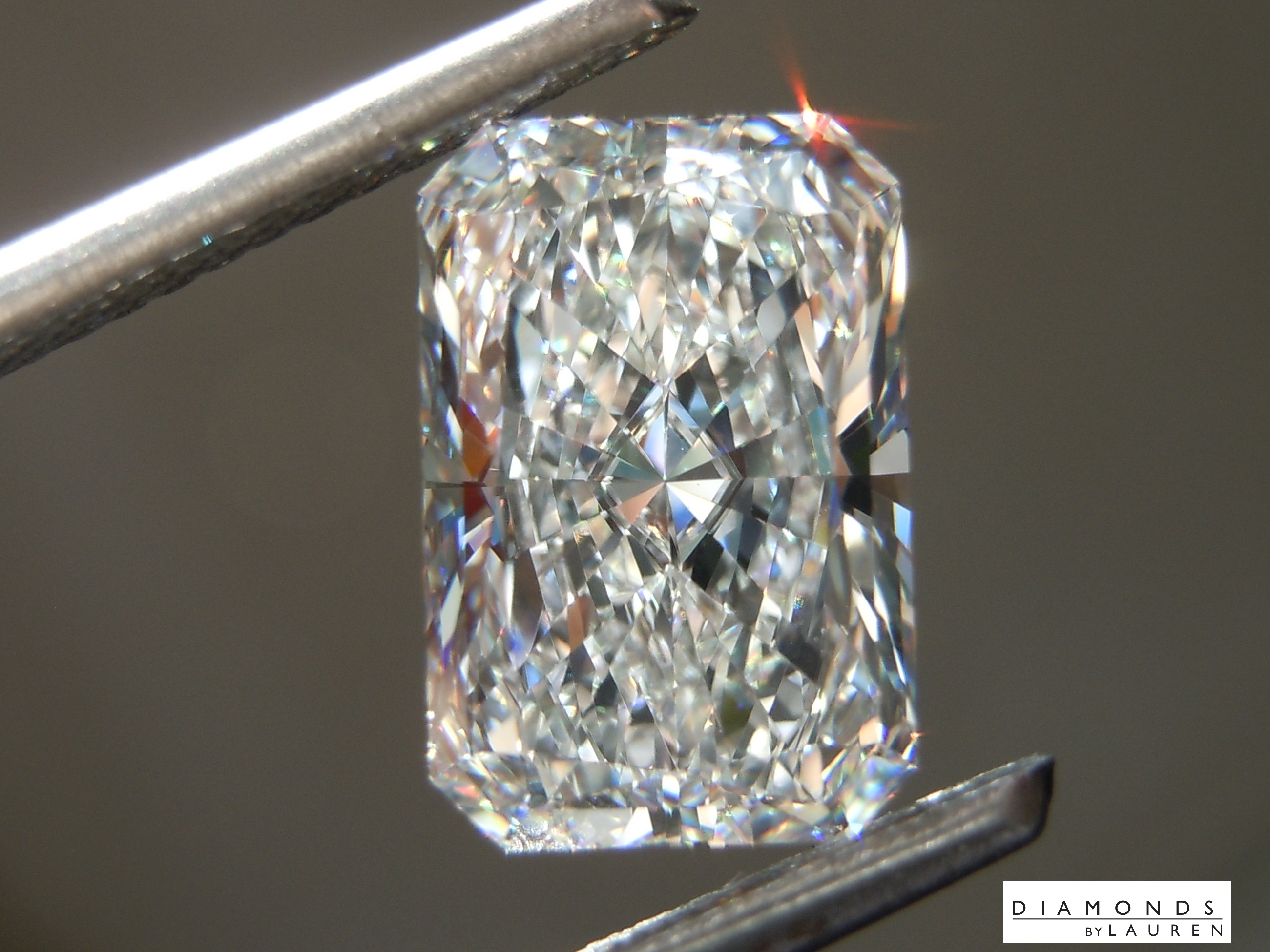 lab completely colorless diamond