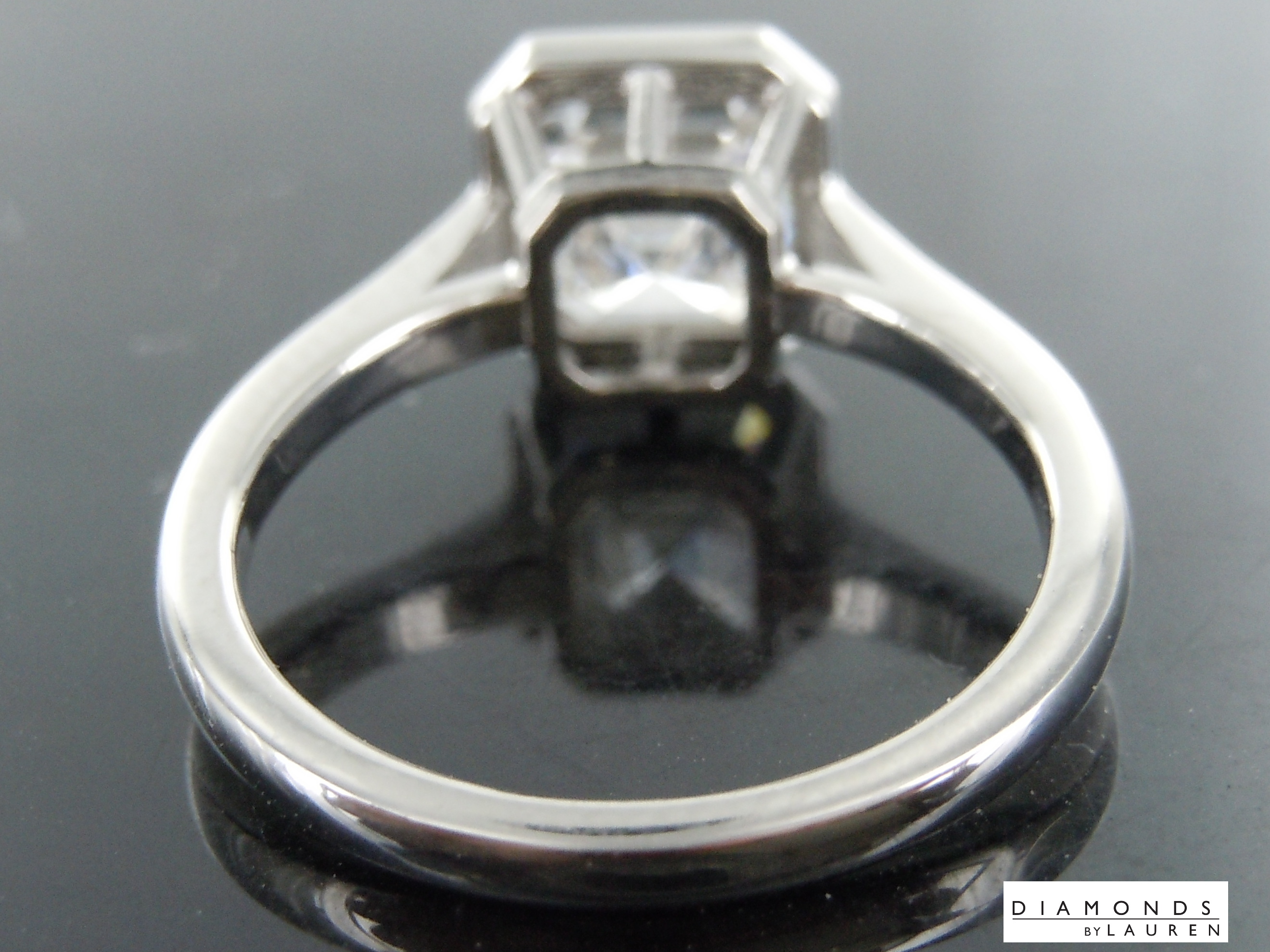 lab colorless diamond ring