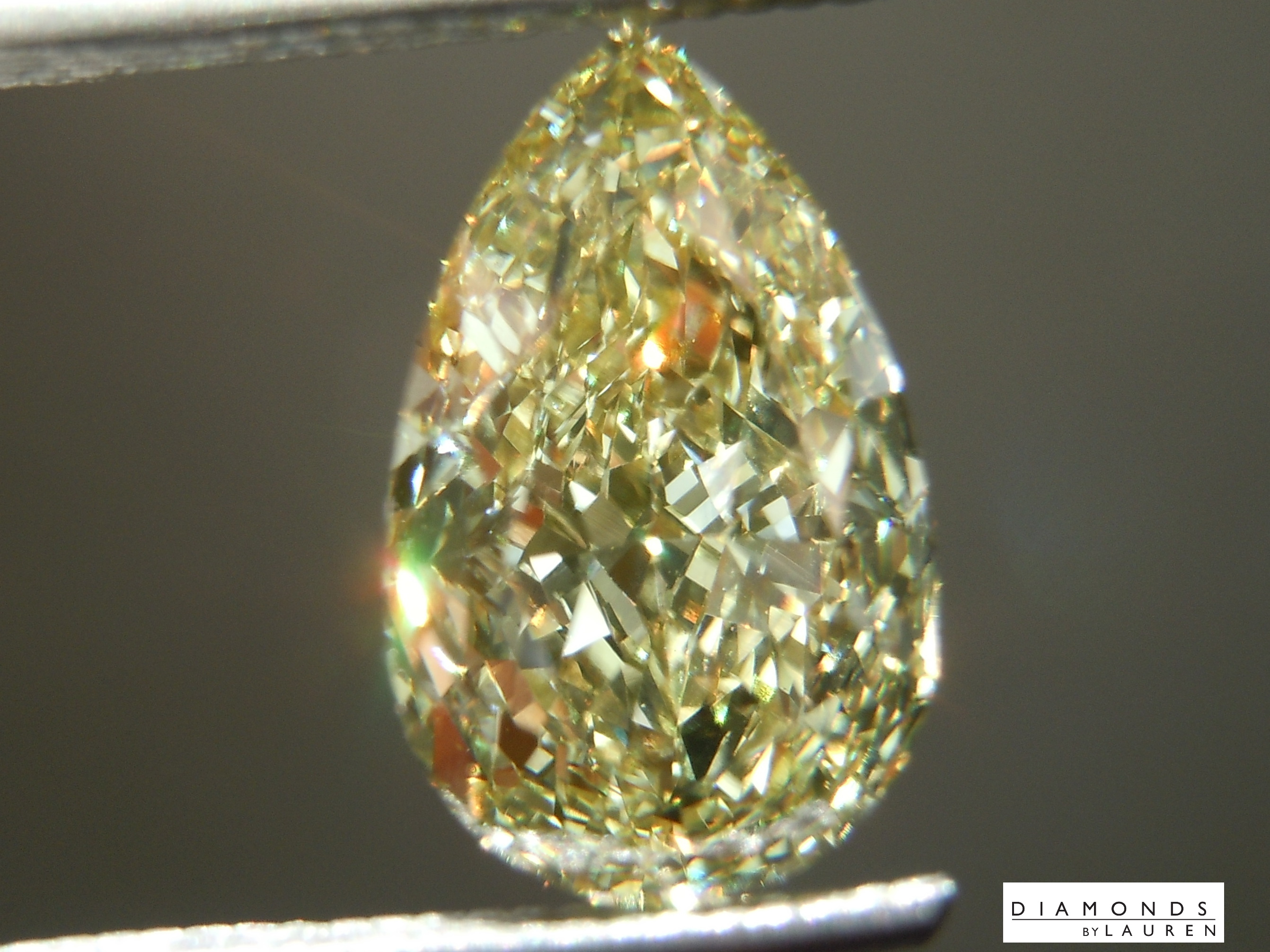 lab canary diamond