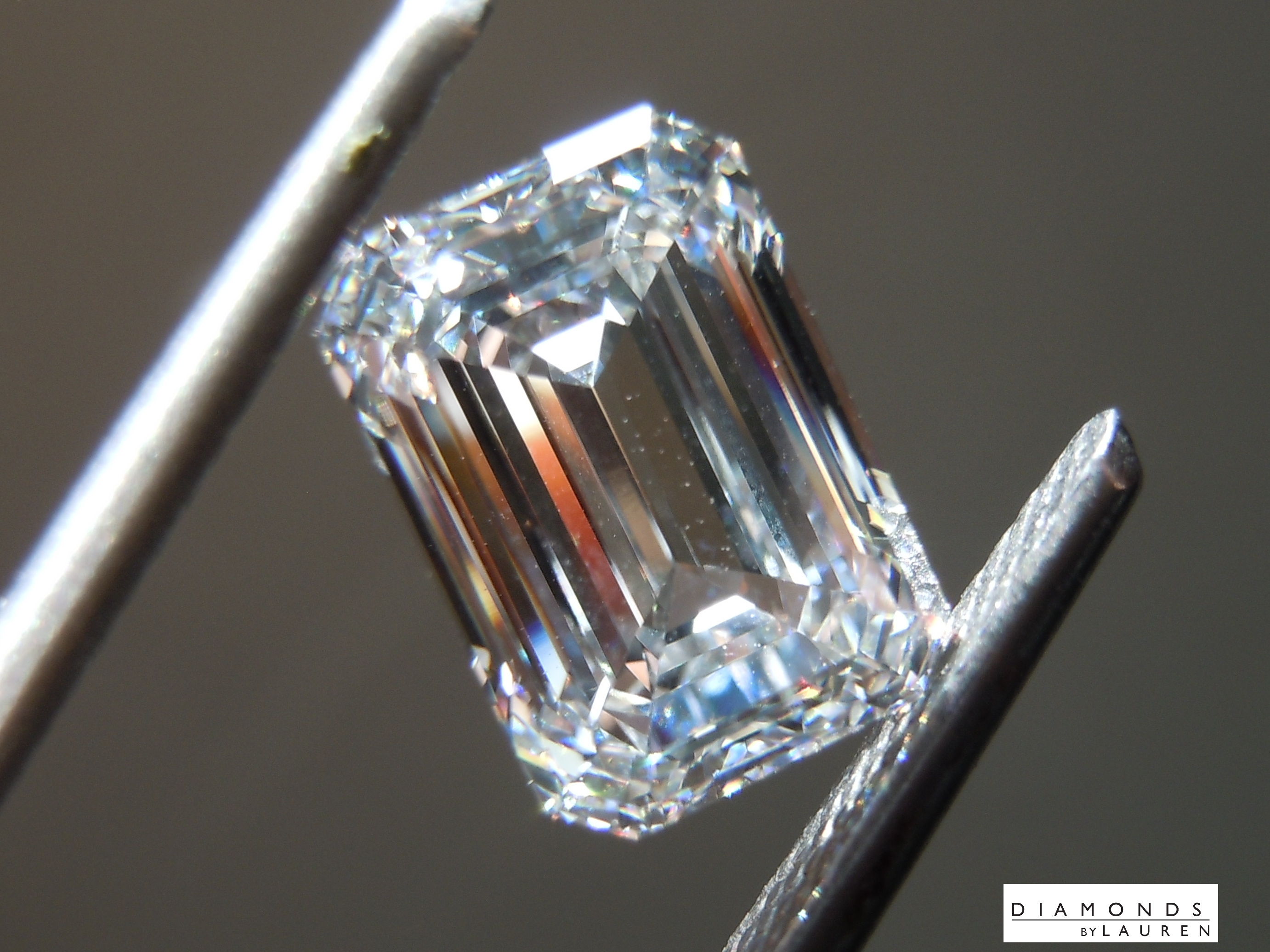 lab colorless diamond