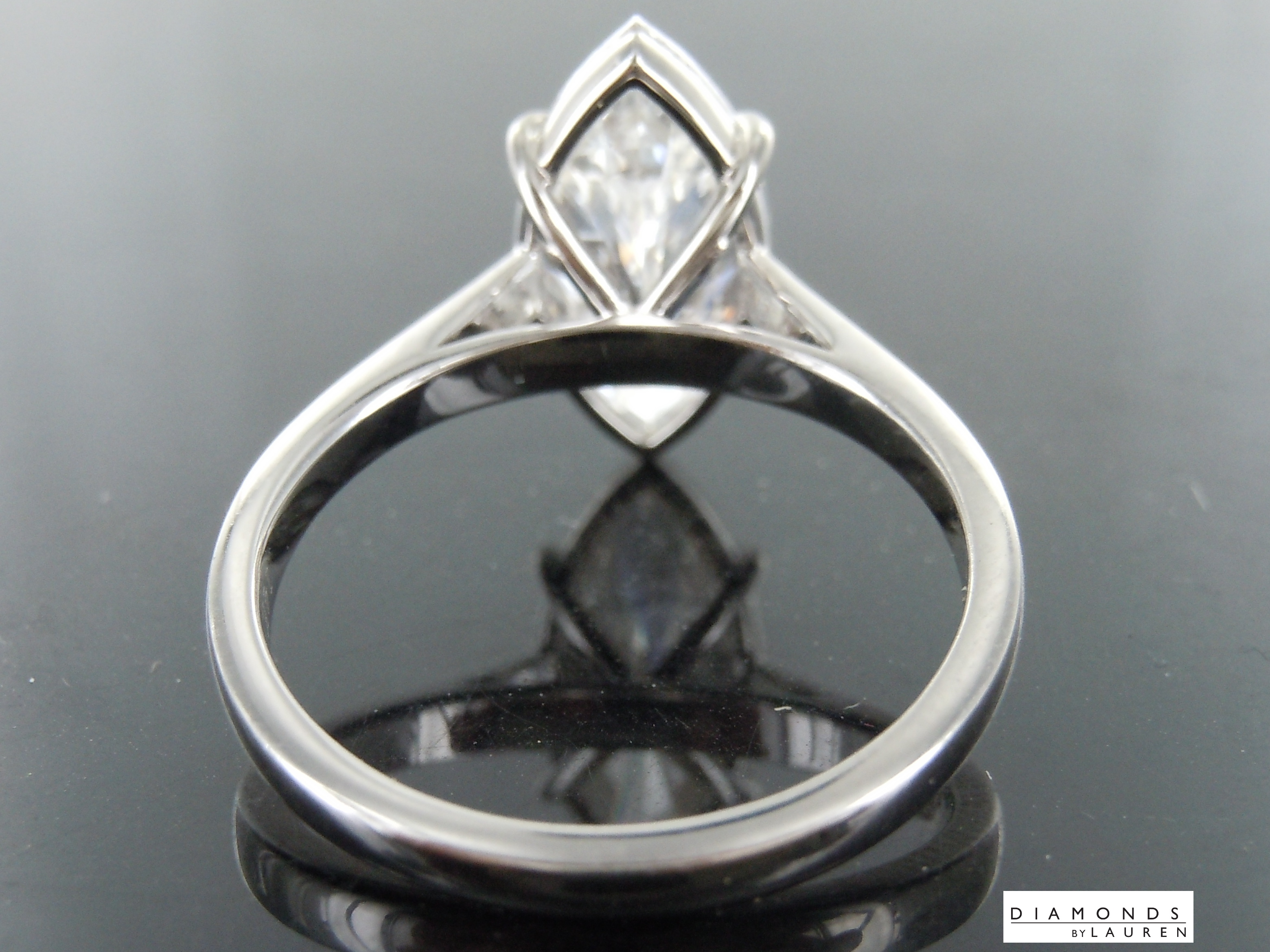 colorless diamond ring