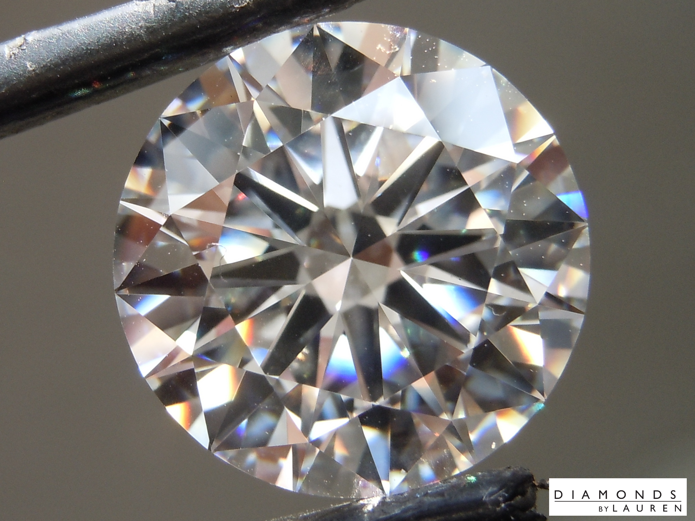 lab colorless diamond