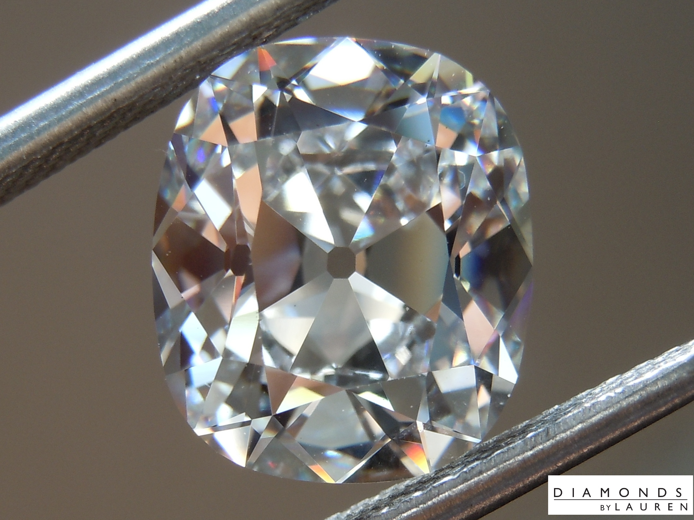 colorless diamond