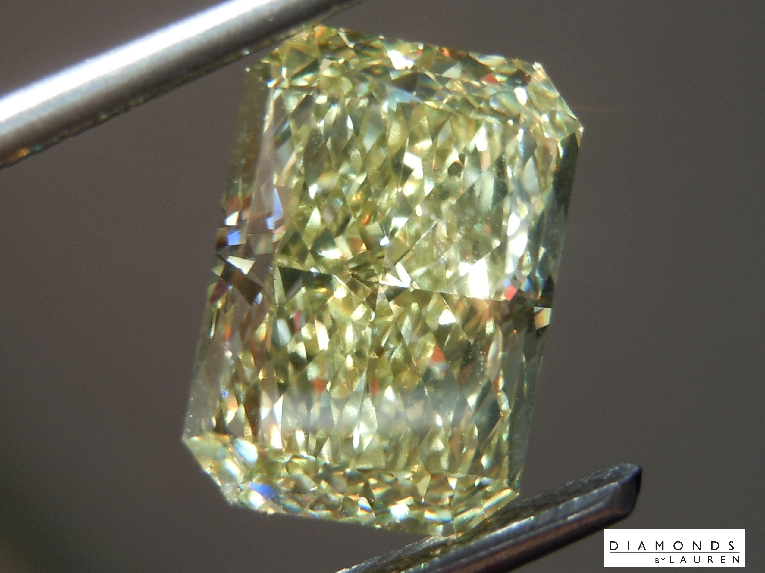 lab yellow diamond