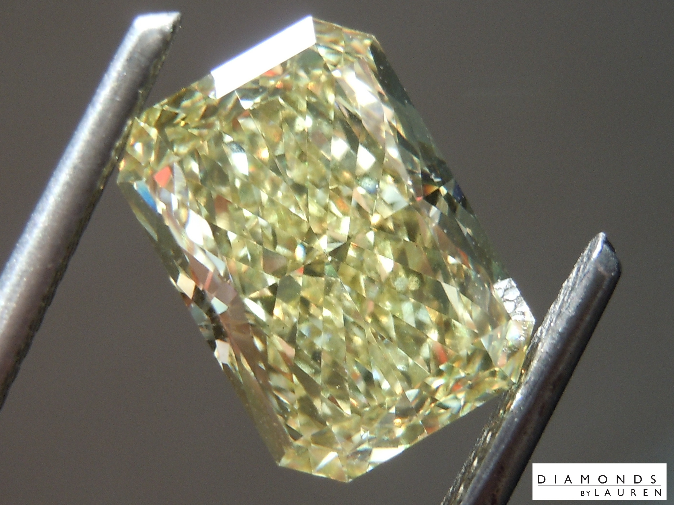 canary diamond