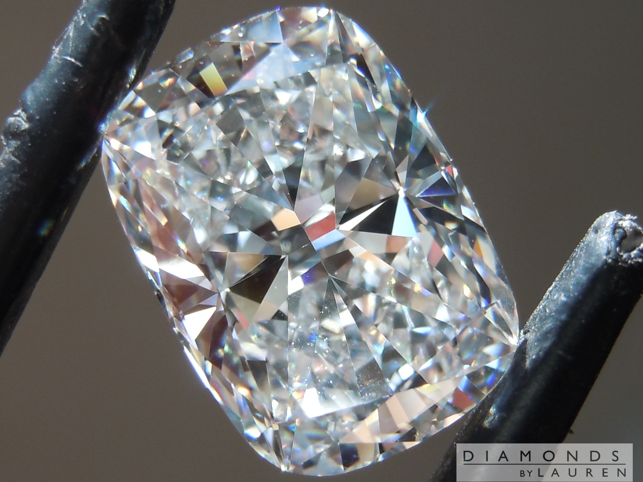 3.59ct E VVS2 Cushion Cut Lab Grown Diamond R11216