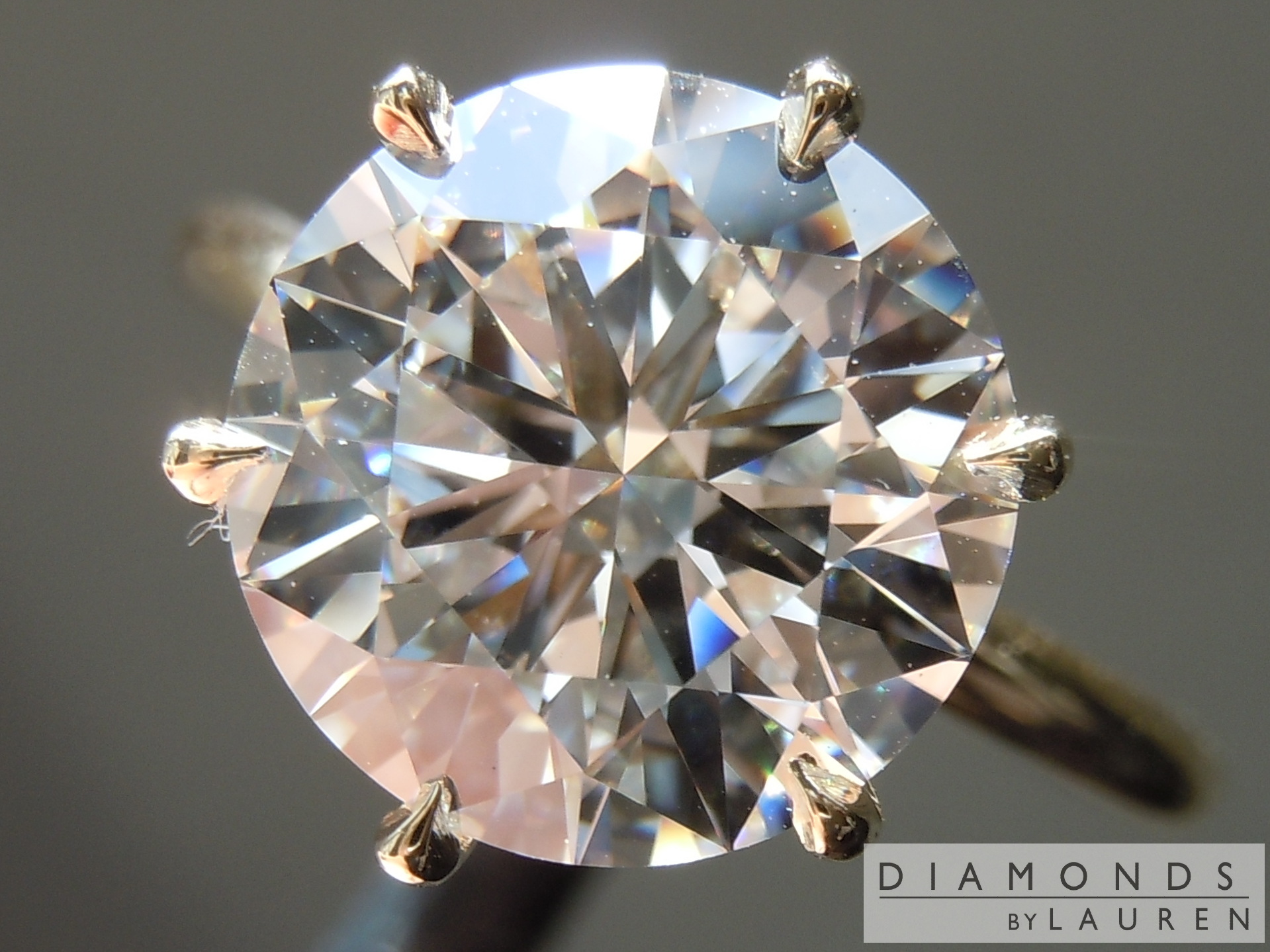 3.55ct E VVS2 Round Brilliant Lab Grown Diamond Ring R11203