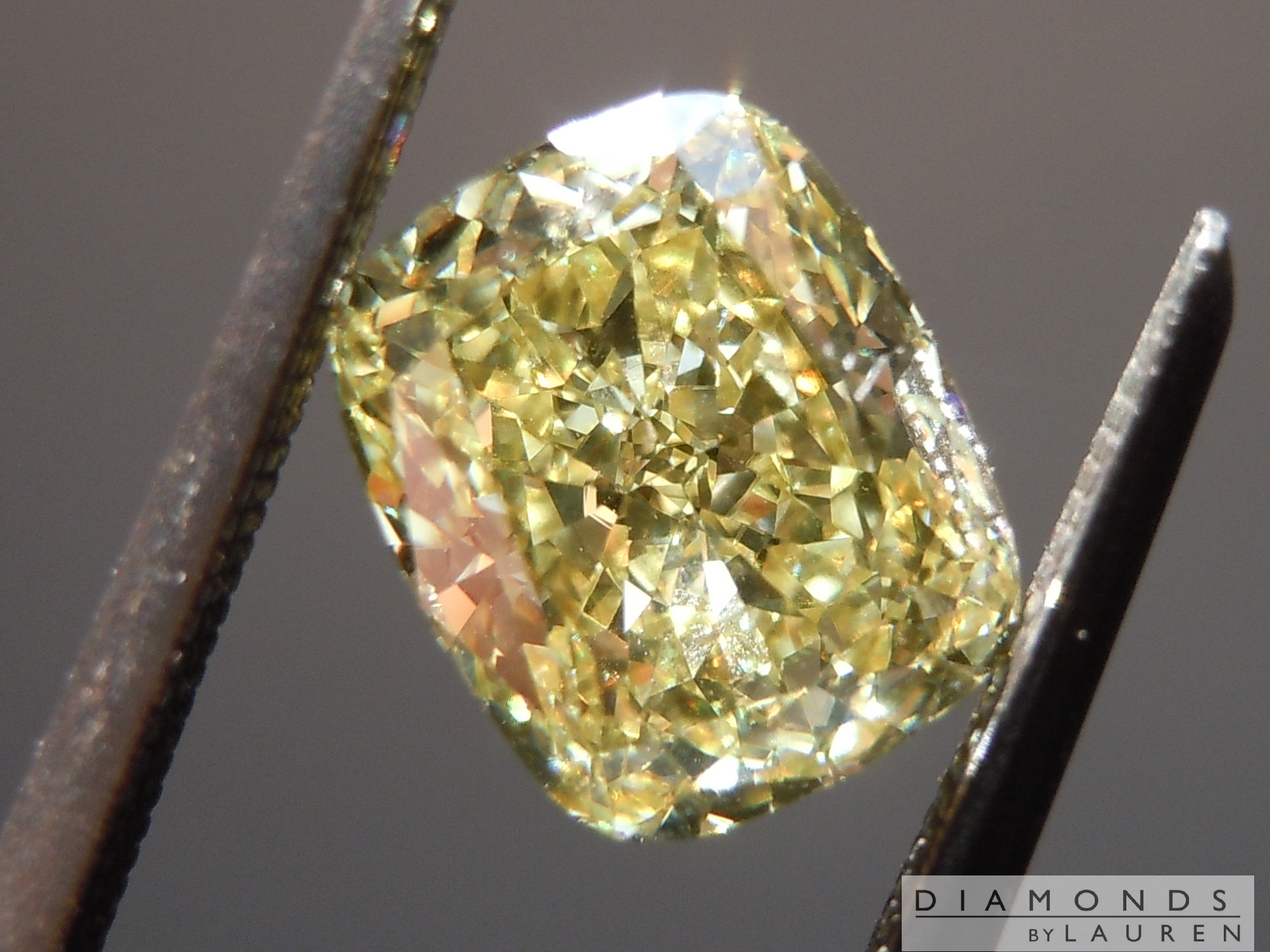 2.05ct Yellow VS1 Cushion Cut Lab Grown Diamond R11226