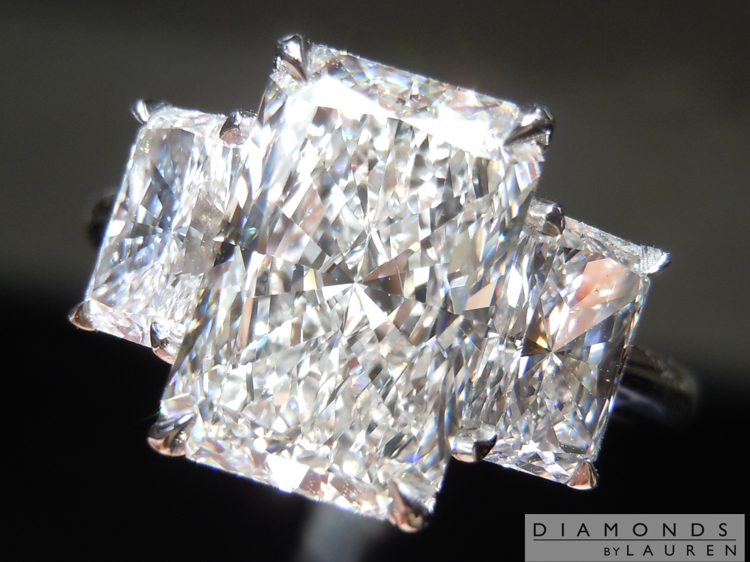 2.55ct E VVS2 Radiant Lab Grown Diamond Ring R11224