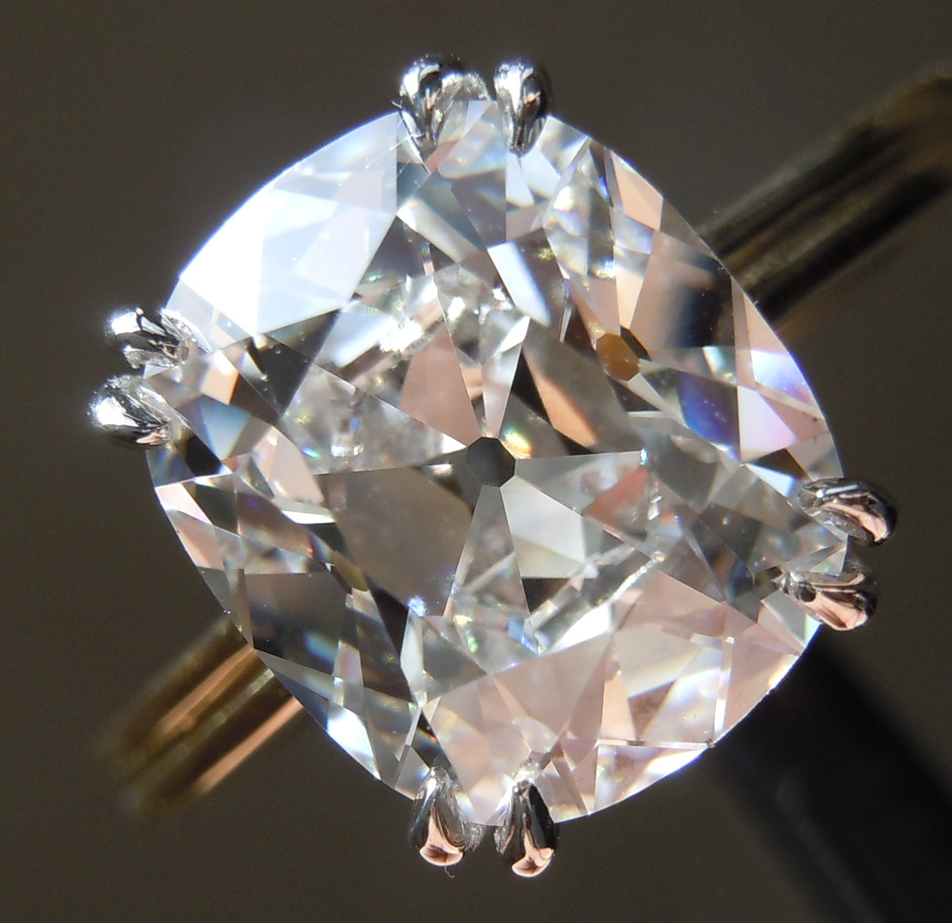 3.25ct D VVS2 Cushion Cut Lab Grown Diamond Ring R11211